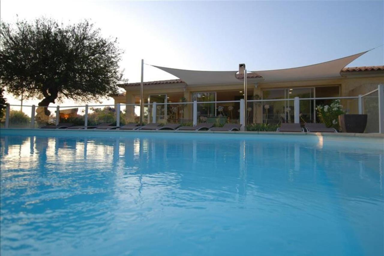Location De Vacances Olivier Jardin Privatif Et Piscine Chauffee Partagee Calvi  Eksteriør billede